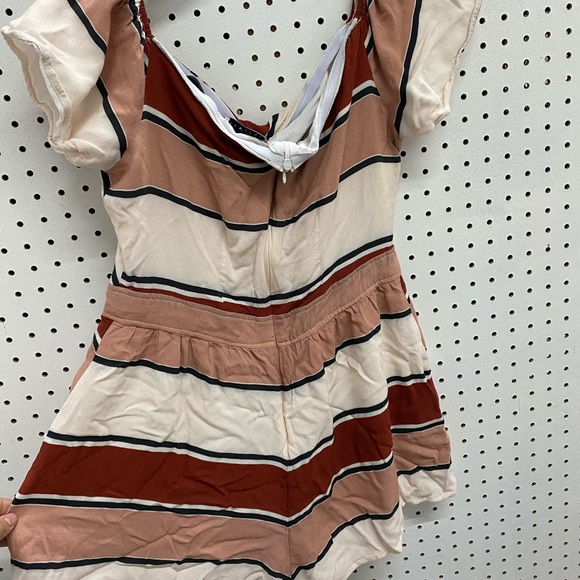 Romper - Picture 2 of 3